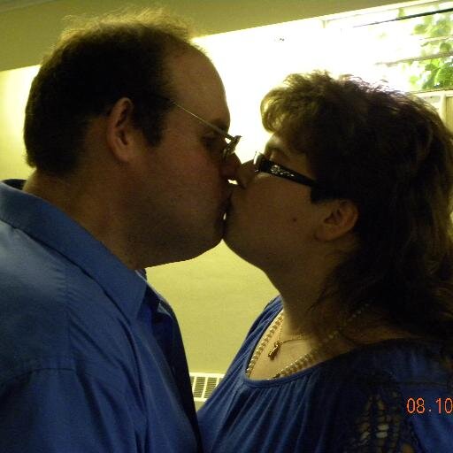 I'm 34 years old. 
I am married to a wonderful man and I love 
to take care of my husband and my parents. Phil. 4:13🙏