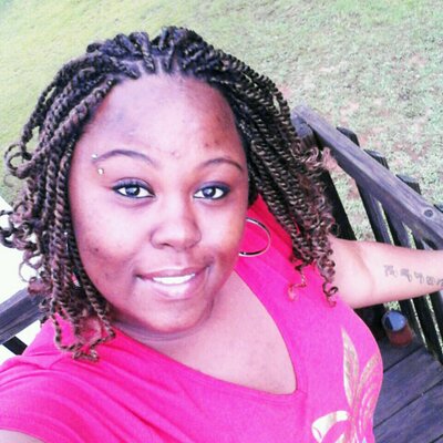 Profile Picture of Shaniqua Robinson (@_rwjbaby_) on Twitter