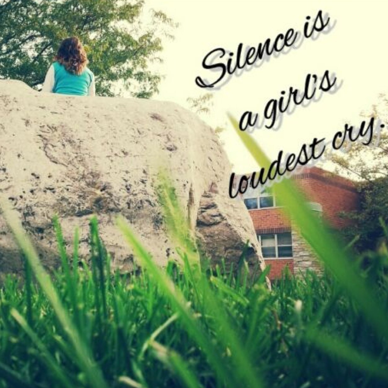 mybabyhemmo's profile picture. ._.I bite._.