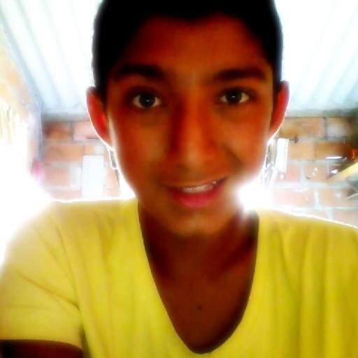BBM: 792CBED0
Wpp: 3215969081
Y ya no se si buscarte o solo dejarte ir.. ♥