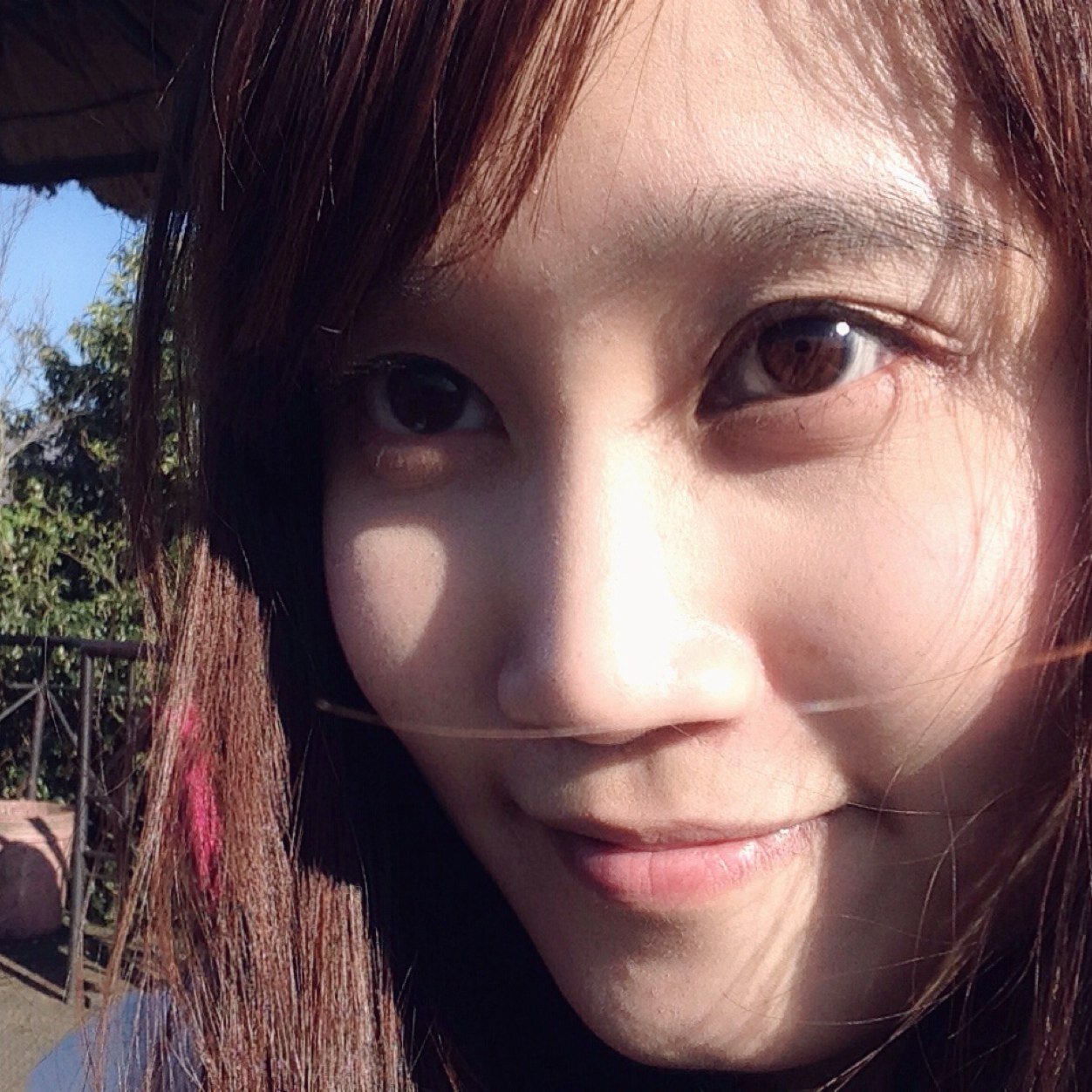 ♡ Trên bầu trời chỉ biết duy nhất một đám mây...♪ ~ ♫ 
♡ 空の上に、一つだけのくもをみてる。。。♪ ~ ♫
 ♡ On the sky, just see only one cloud...♪ ~ ♫