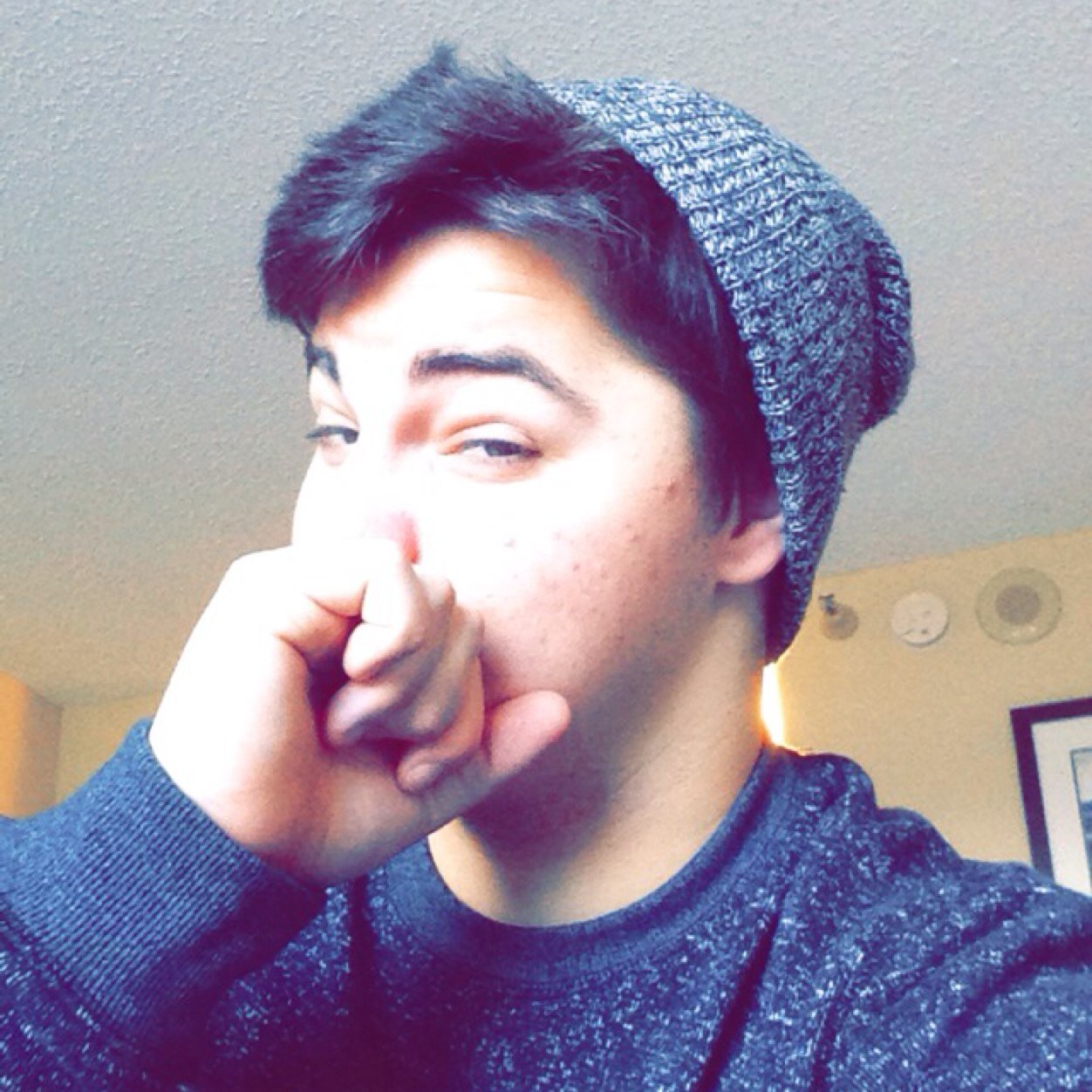 Lets get weird. 16. Sophmore. LCHS. I love life. My words are so blunt you could get high off them. Snowboarding.