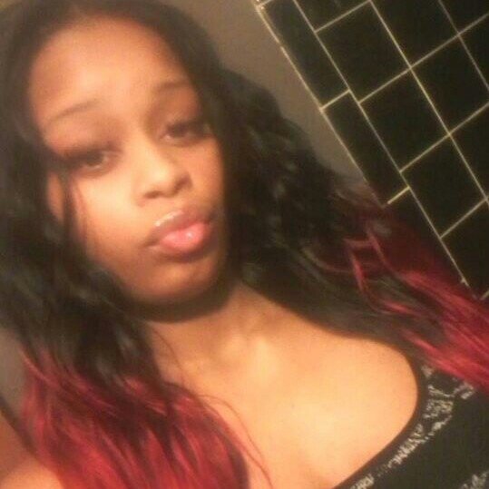 Gettin money , makin moves the regular life of a BOSS bitch is what I'm livin , 2013 graduate omw to the top!!!
