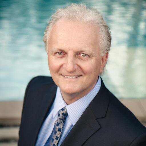 Most respected Real Estate Agent from Studio City to Hollywood. Eric specializes in selling or leasing your home. Call Eric Lieberman - 310-849-4900.