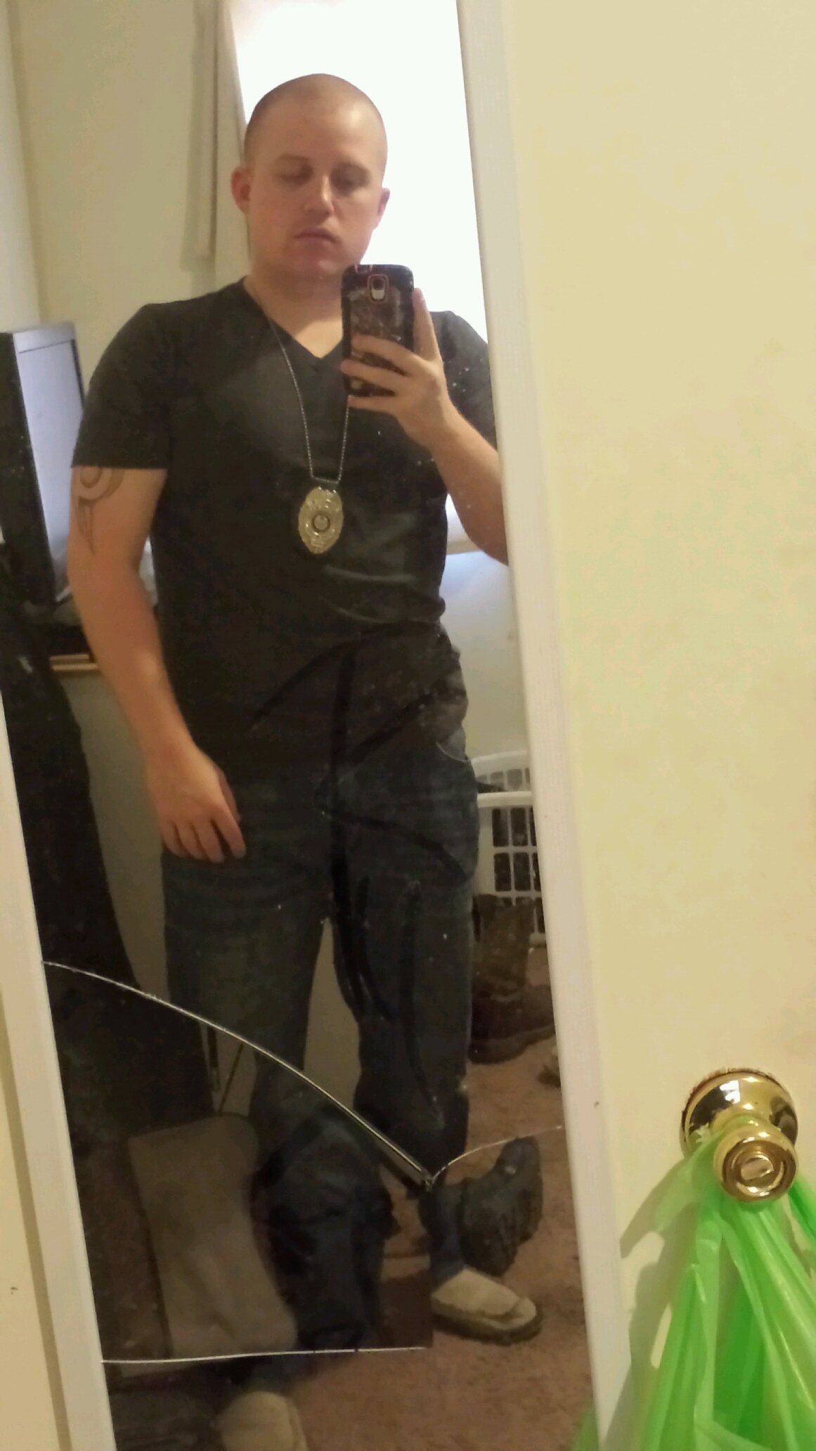 redwards1022's profile picture. full time cop part time poker player chasing my dream