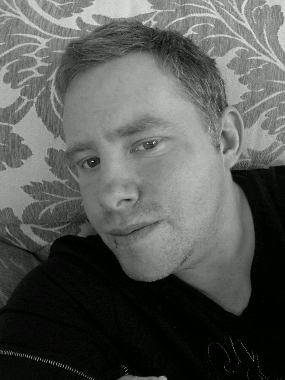 markylovesjulie's profile picture. Comedian stand up comedy and Writer