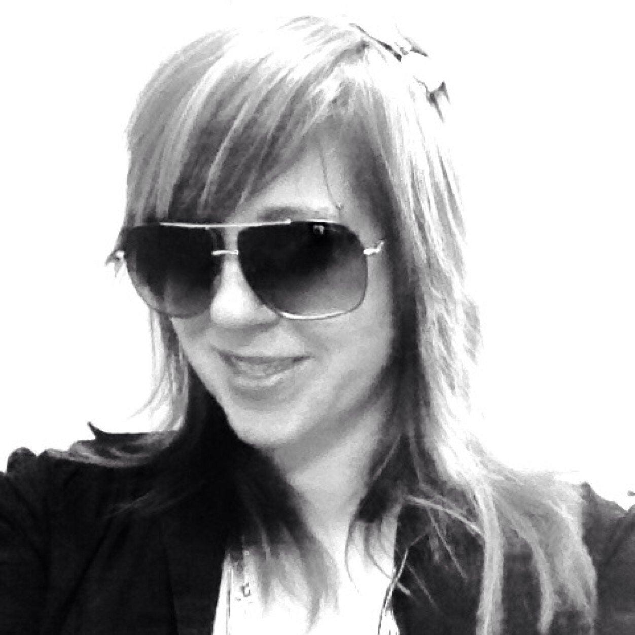 Leetza927's profile picture. if you are gunna read my tweet i will look at your twitter and we can twat together