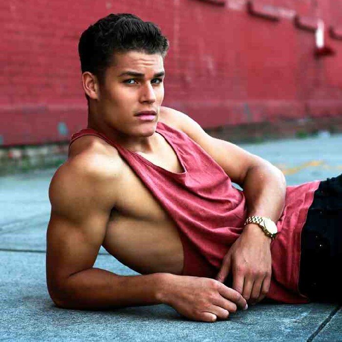 TylerWModel's profile picture. Model