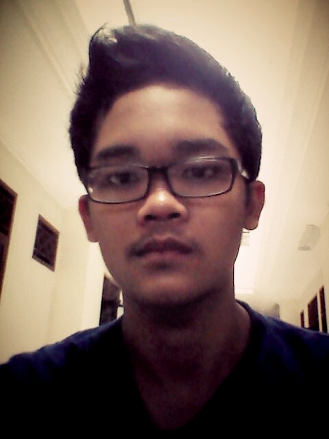 dezaldi's profile picture. enthusiastic person