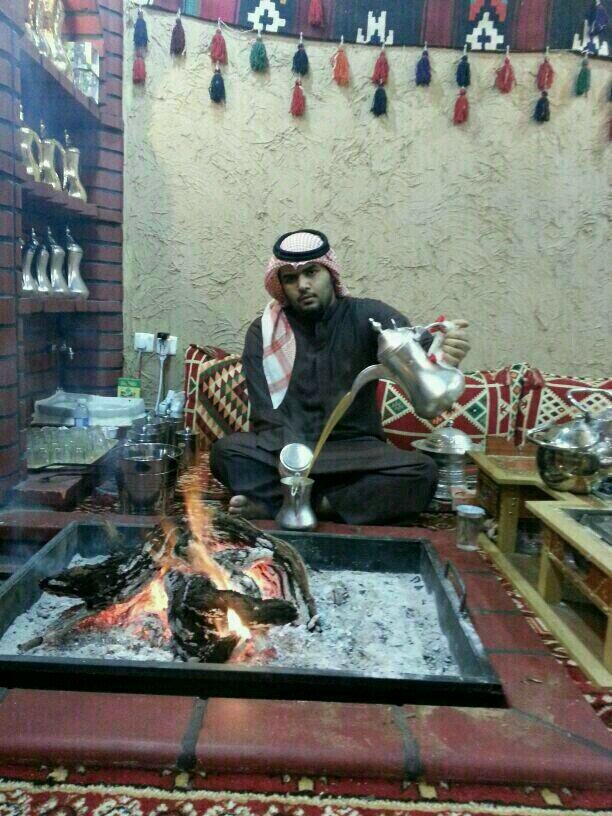 ‏‏الصديق الصالح والوفي اغلى 
من المال خاصه في وقتنا الحاضر 
لان الكثير يبحث عن مصلحته حتى لو كان على حساب 
اعز انسان لديه