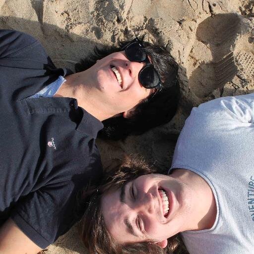 Web-Reality de dos amigos, Javi y Zuga que recorreran Marruecos y competiran en un rally solidario - Unidesert-con un Seat Marbella http://t.co/5jqPuomv6k