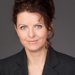 Nichts verkauft so erfolgreich wie eine gute Geschichte! + Tweets rund um Content Marketing, Medien, Online PR + Impressum: http://t.co/QDEisClGyC