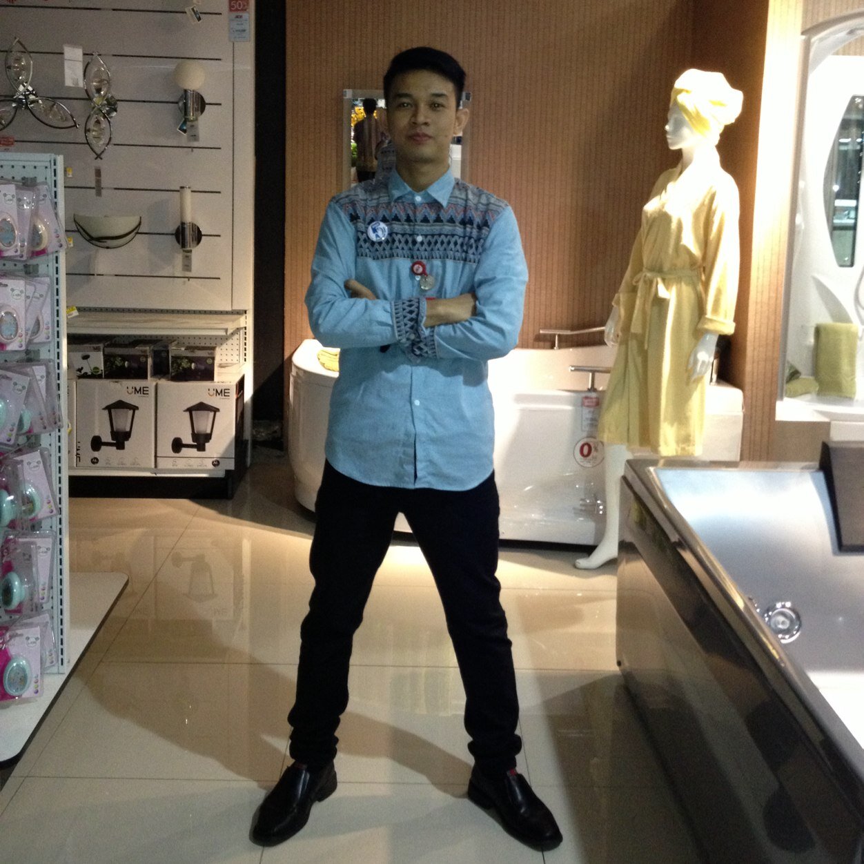 alfiemilybruce's profile picture. 