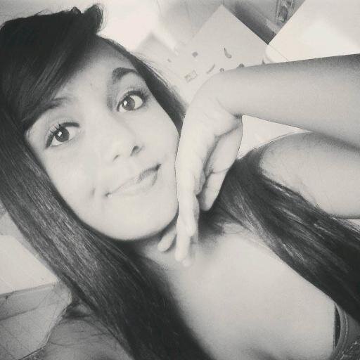 eu descobri qe sempre tenho escolhαs, e muitαs vezes, trαtα-se αpenαs de umα escolhα de αtitude. FCS 
Bjãoooo Pros FÃS ;3