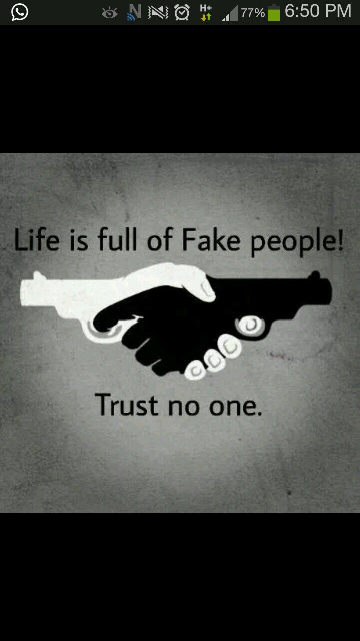 ιf уσυ נυ∂gє α вσσк ву ιтѕ ¢σνєя.. уσυ мιgнт мιѕѕ συт σи αи αмαzιи ѕтσяу