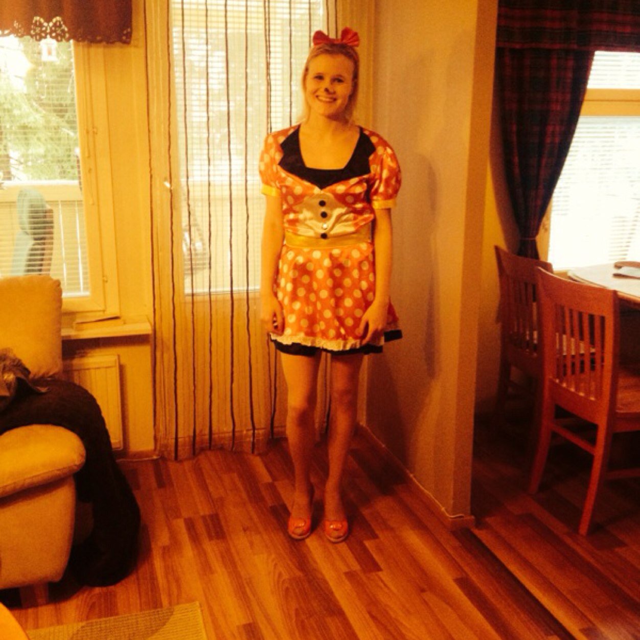 I´m finnish! :)
I'm eighteen! (Wow..)
Mixer, JCat.. LUSHLAWS!!! 3