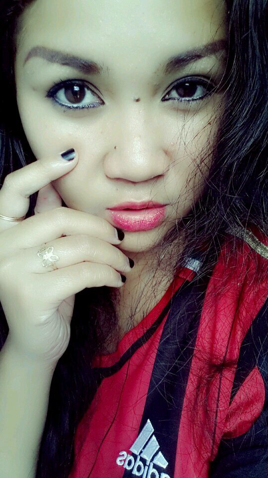 My Heart Just Is One ^_^ N My HeArt Is OnLy For PeOpLe WhO Really Got Me Dear :* PIN 2833c3d0
