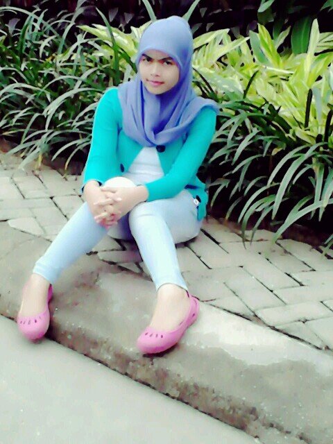 wiwiastutiA's profile picture. Wiwi Astuti Alawiah | 13 November | follback just mention