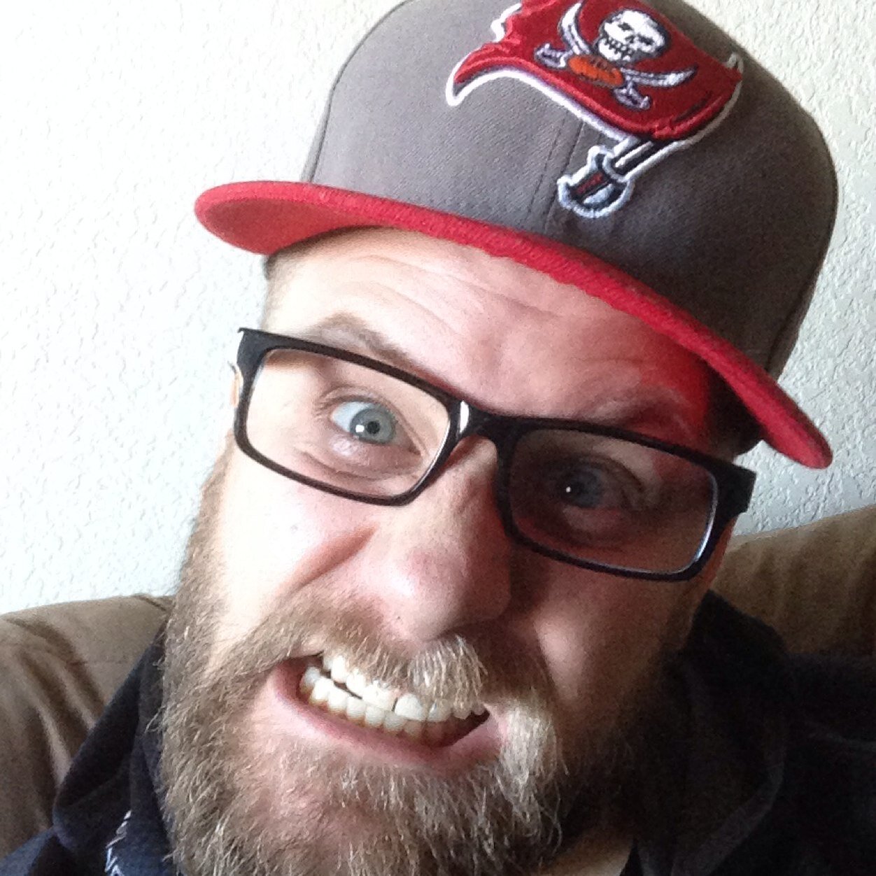 Will3ye's profile picture. Buccaneer. Gator. SF Giant. Fan. Cali Bay Area. Husband. Friend. Graphic Designer.