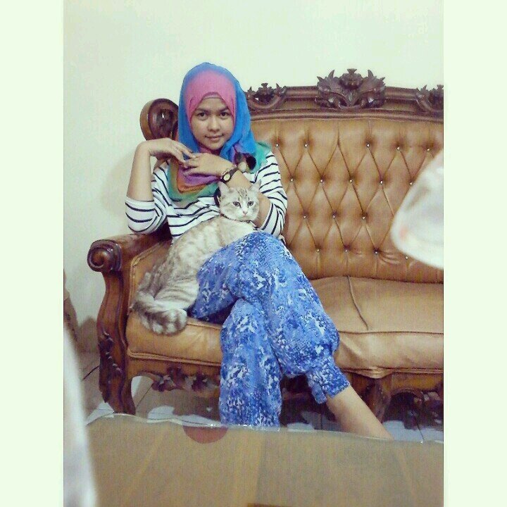 was born on Dec/10/1993|Faculty of Law at Andalas University 2011|BOICE