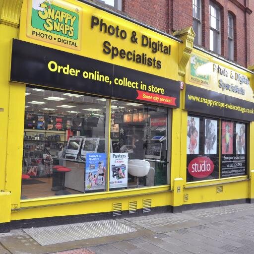 We love to print! Photos, T-shirts, canvas, mugs etc. We also print Professional Gallery Quality Fine Art photographs, up to A0 size. Onsite Colour and B+W