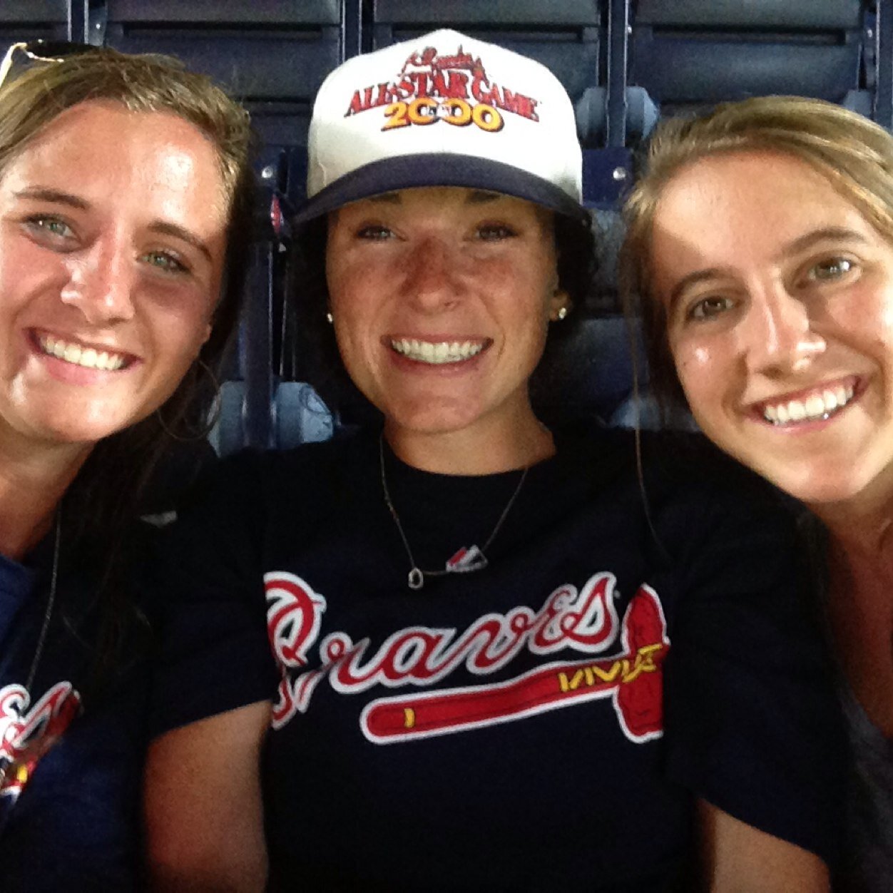 annenmcgregor's profile picture. 