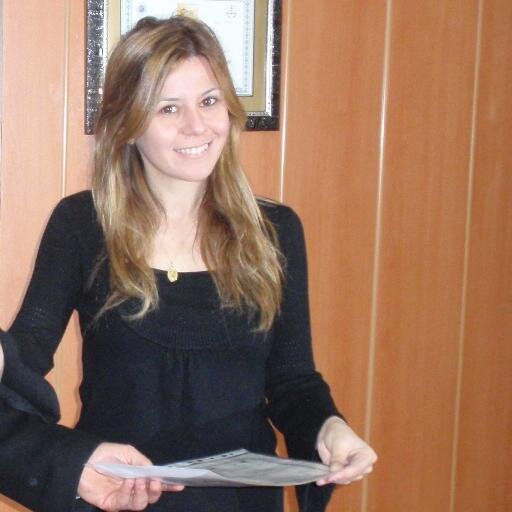 Insegnante, formatore, promotore finanziario, direttore tecnico agenzia viaggi, guida turistica...insomma ho tanti e vari interessi!