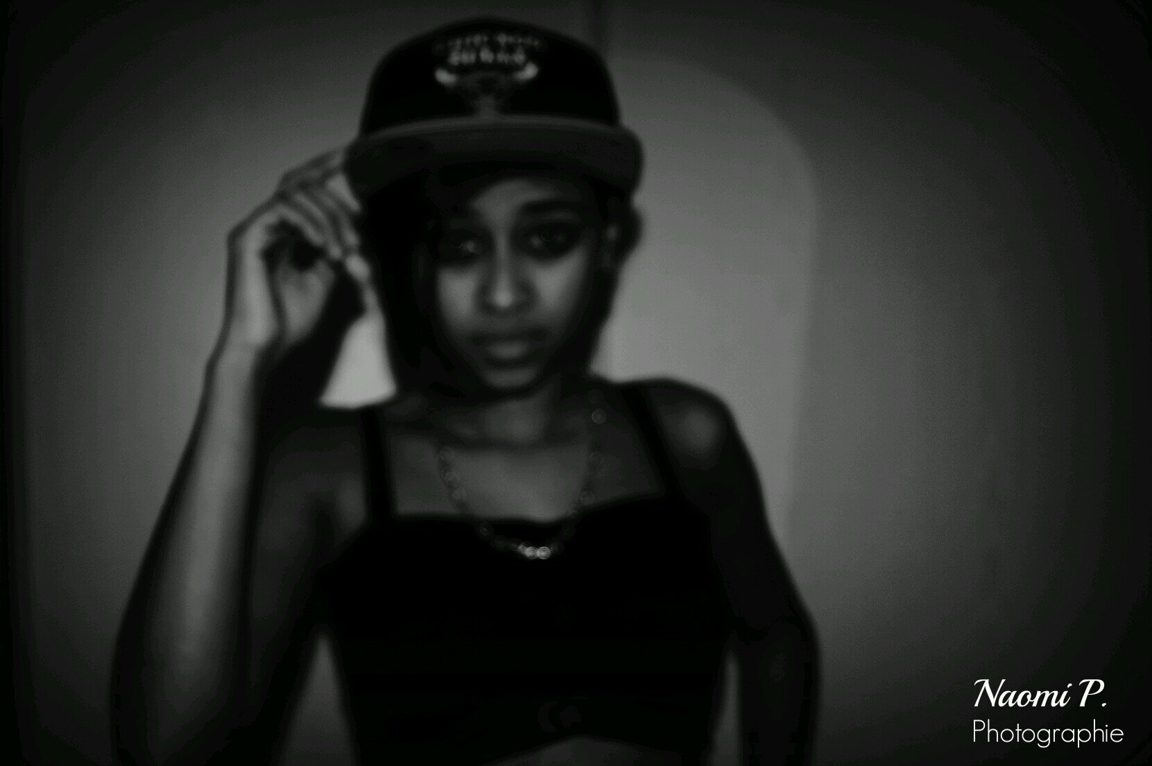 FOLLOW @Naomi_Shaarawy. NOUVELLE VIDEO DE NAOMI DISPONIBLE ICI : http://t.co/JKOj09R4Kc…