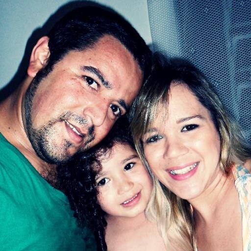 A vida e tão boa.o ontem já passou o hoje esta passando e o amanha Só DEUS sabe...
