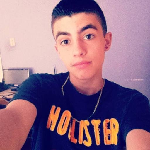 ✌ 15 years ✌ , Whats : 9-83915396    -                                                  Instagram : _theusferraz ! haha *--*
