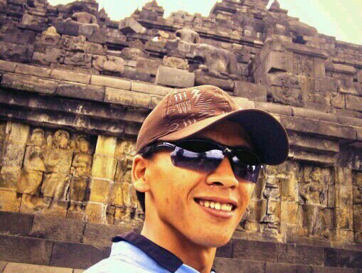 RendraJuga's profile picture. hidup indah bila ada cinta..