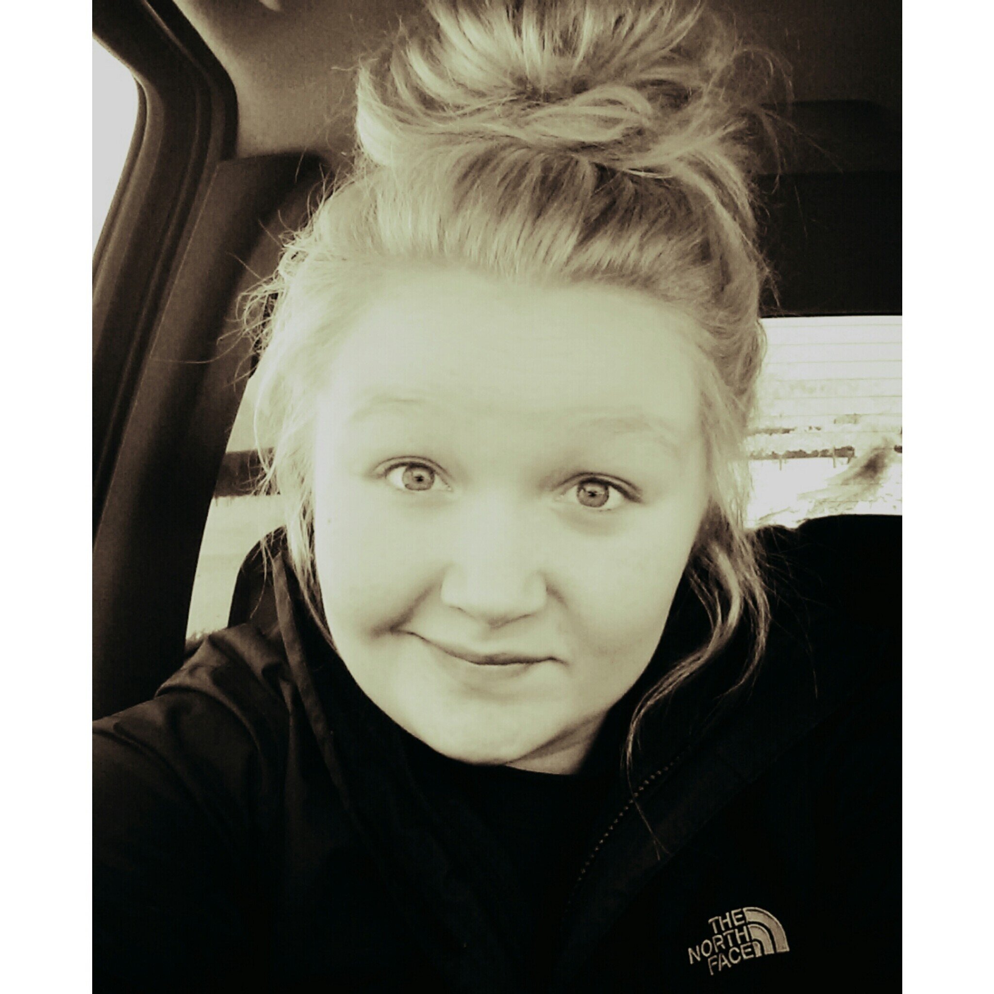 fioleksadie's profile picture. 