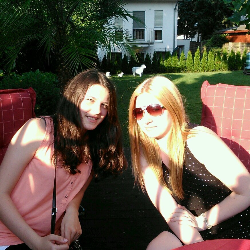♥
every brownie needs a blondie by her side:)) love One Direction*_*♥ Germany♥