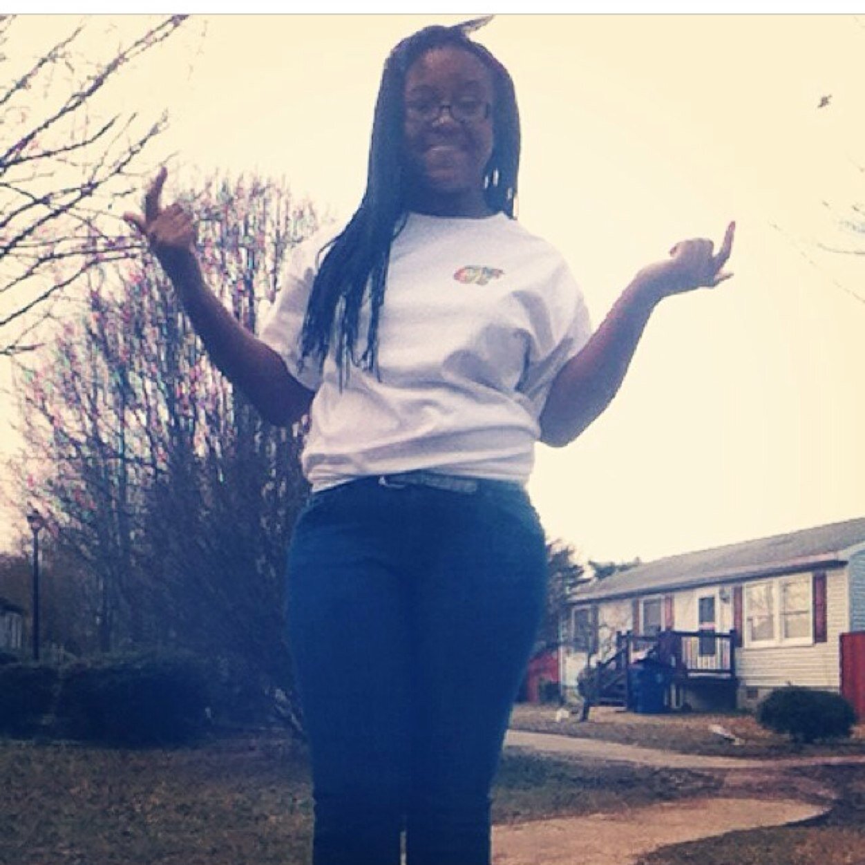 Im just living life and doing me #Teamwhiteboys 
Instagram: Mrsbieber_143_
Ofwgkta get on my level