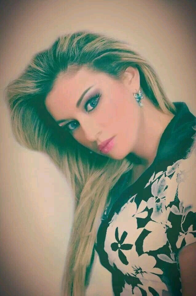 الله يحفضك ويطول عمرك واشوفك وتشوفني