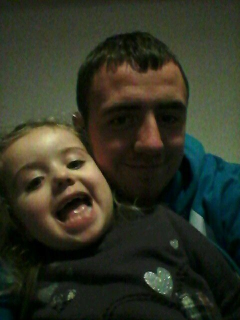just your standard 23year old love footy bcfc and lfc and has the most gougeous lil girl ever 3