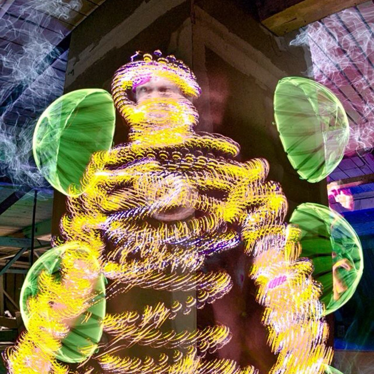 I have a passion for light painting and long exposure photography.