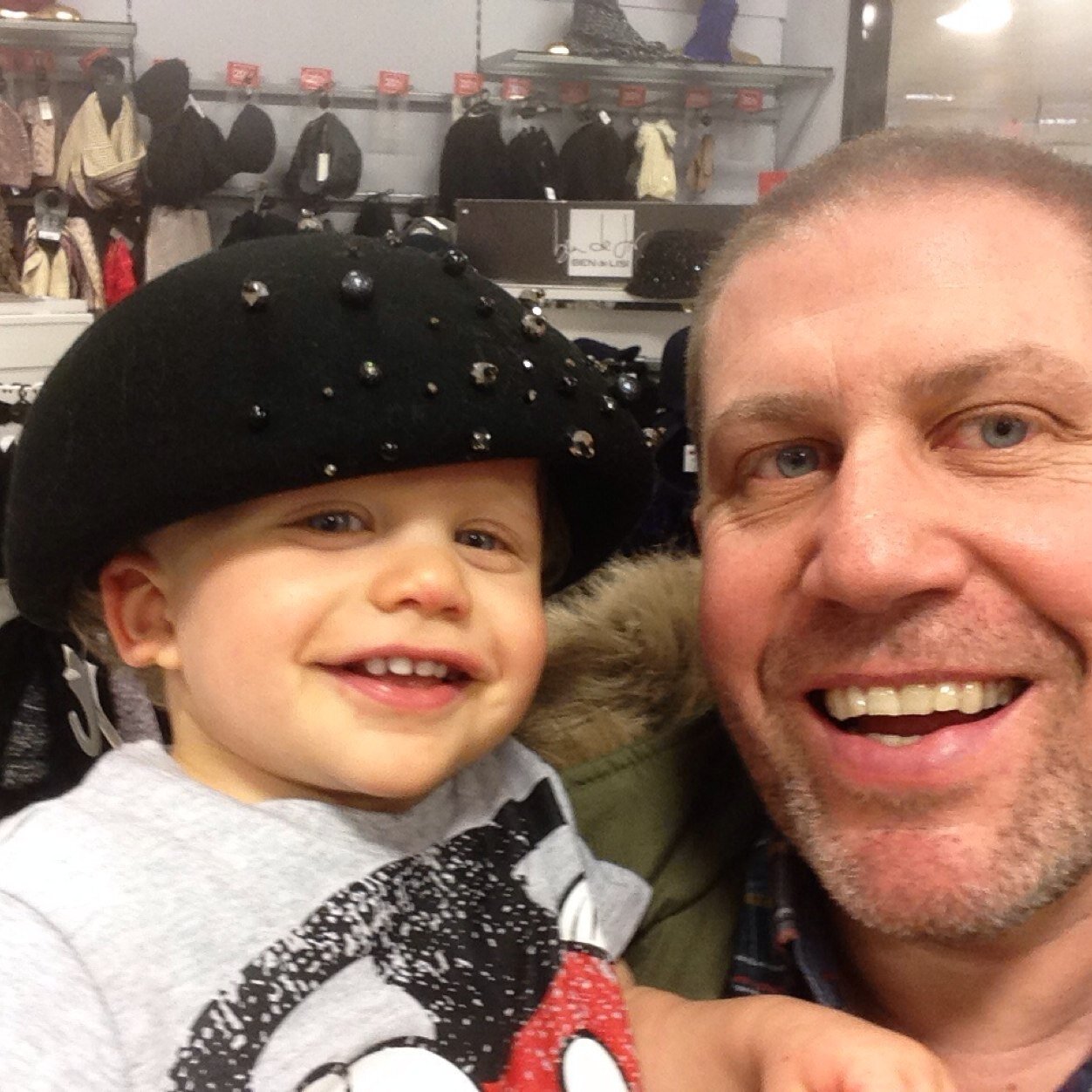 quashed54's profile picture. 