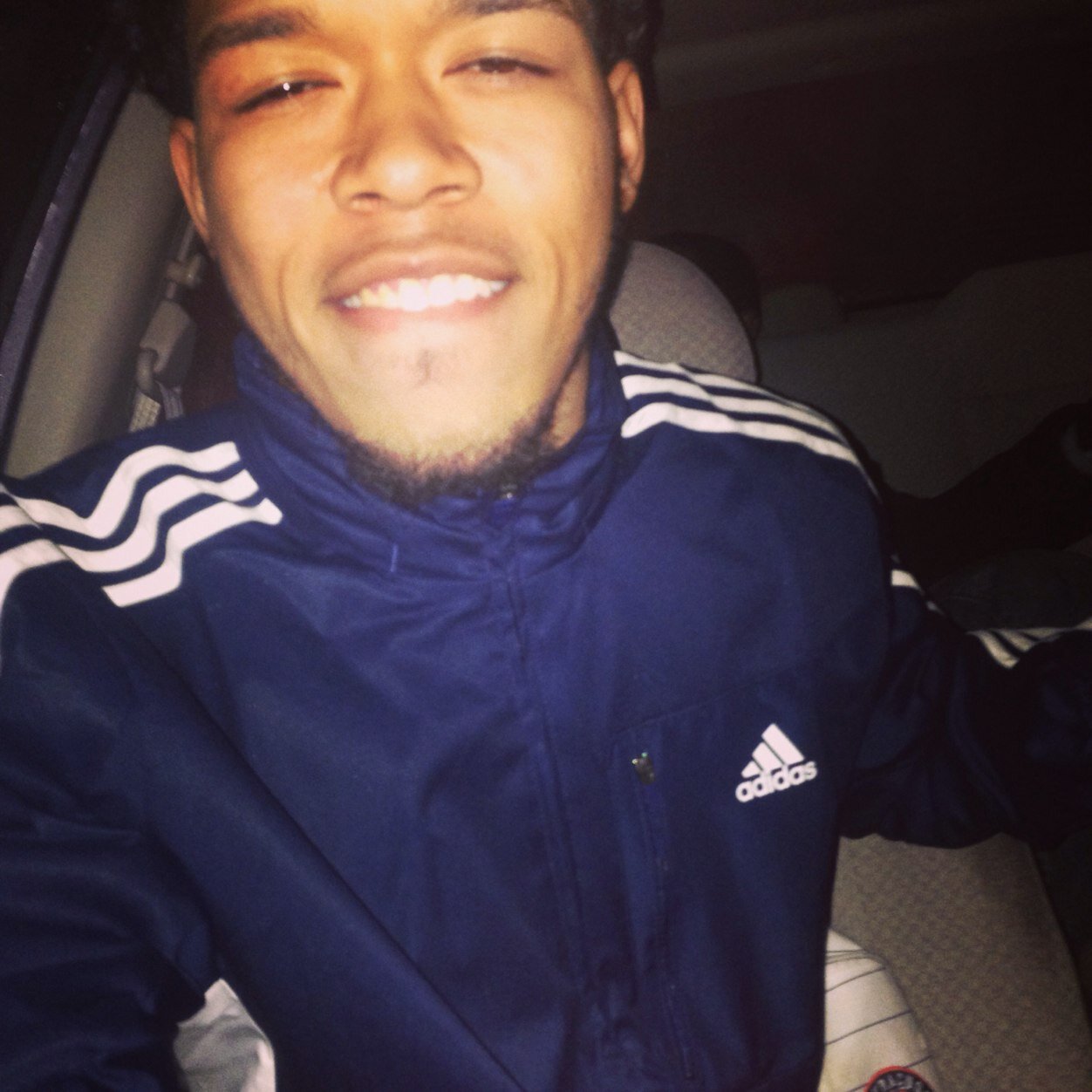 iSwaggOnHoes's profile picture. IM A MIXED BREED