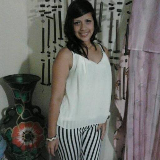 Dios el Amor de mi vida :D Mi delirio Las fresas, El chocolate, Sus besos *.* El Baile  Mi tesoro: Mi Madre ♥ Mi Deporte, El Tenis Se Feliz, ante la adversidad