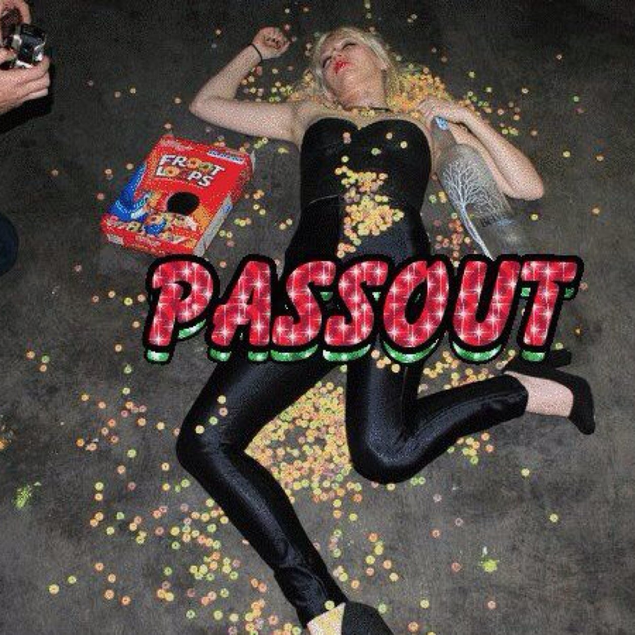 Metropolitan Community College (MCC) Passouts page - Tag us the most turnt passouts of metro students! #metropassouts (Team Follow Back) @UNLPassouts