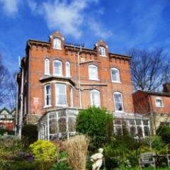 15LindumTerrace's profile picture. Hillcrest Hotel is a family run 15 bedroom hotel, overlooking Lincoln Arboretum ☀️
