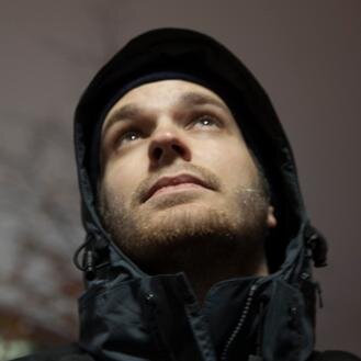 Designer and Partner at @humans_machines.