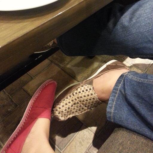 pointNshoot9's profile picture. photographs are usually looked at --- seldom looked into.