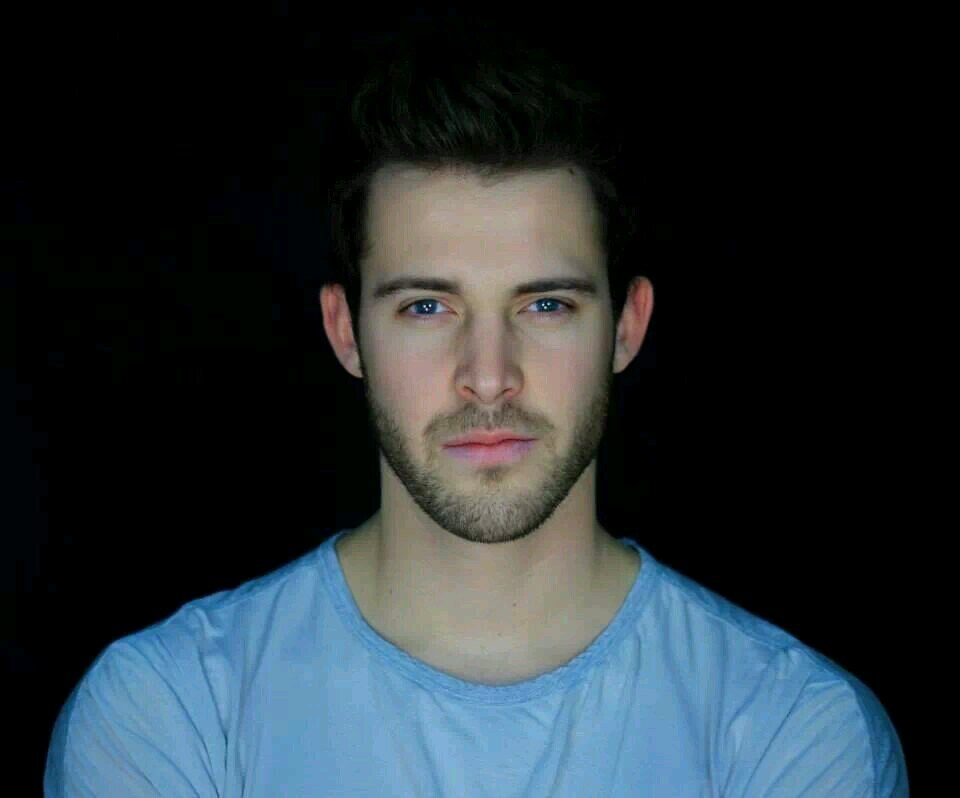 _m_carballo's profile picture. 