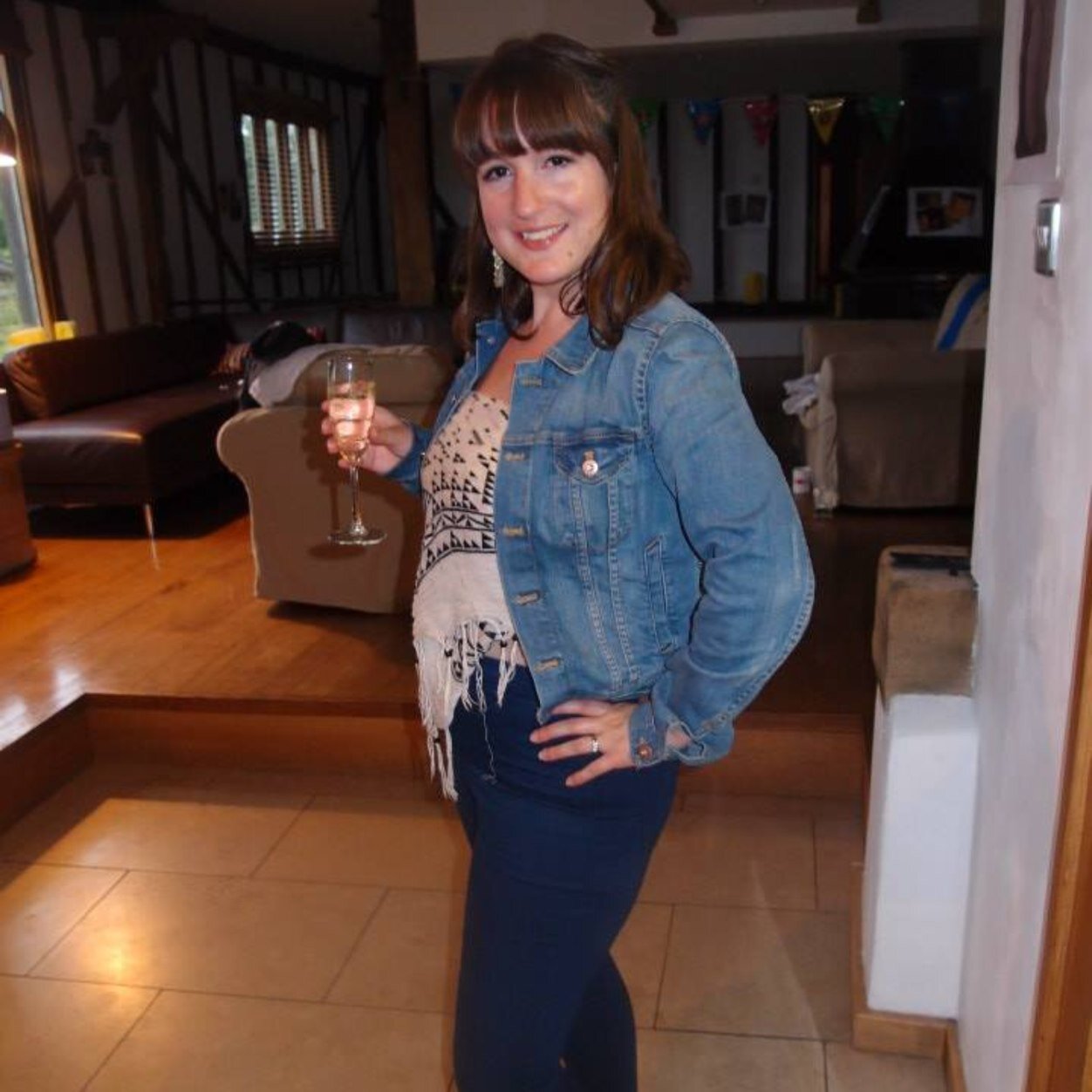 KarenMarieJ's profile picture. Short. Loves reading and writing, walking and taking pictures.