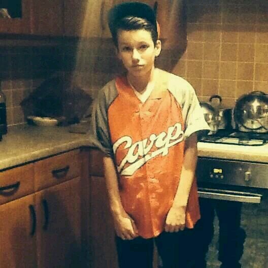 Follow me and ill follow back, football, ice hockey and girls