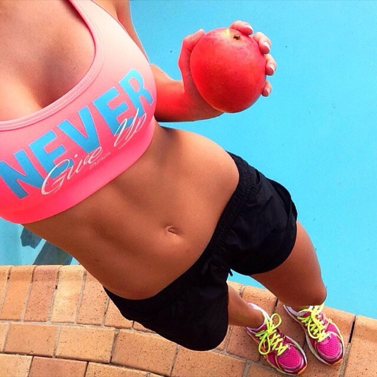 Sw: 123 CW: 112 GW:108 Runner:) Avi is not me #fitspo #eattolive not #livetoeat