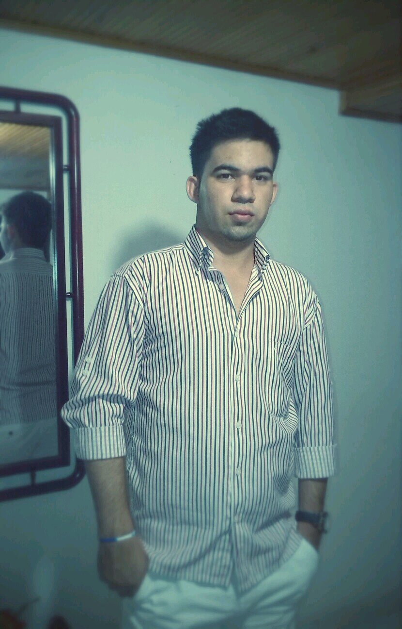 ''haga como yo, no le baje la guardia a la vida....insistale'' °-°