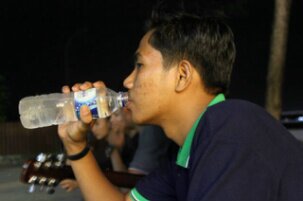 @FitrianyDewi26 ;*{}♥